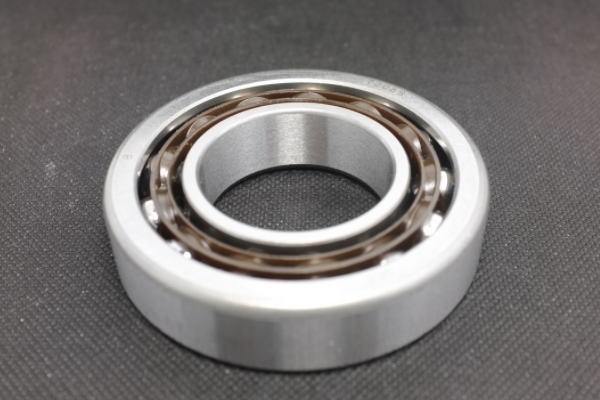 7205AC單列角接觸球軸承